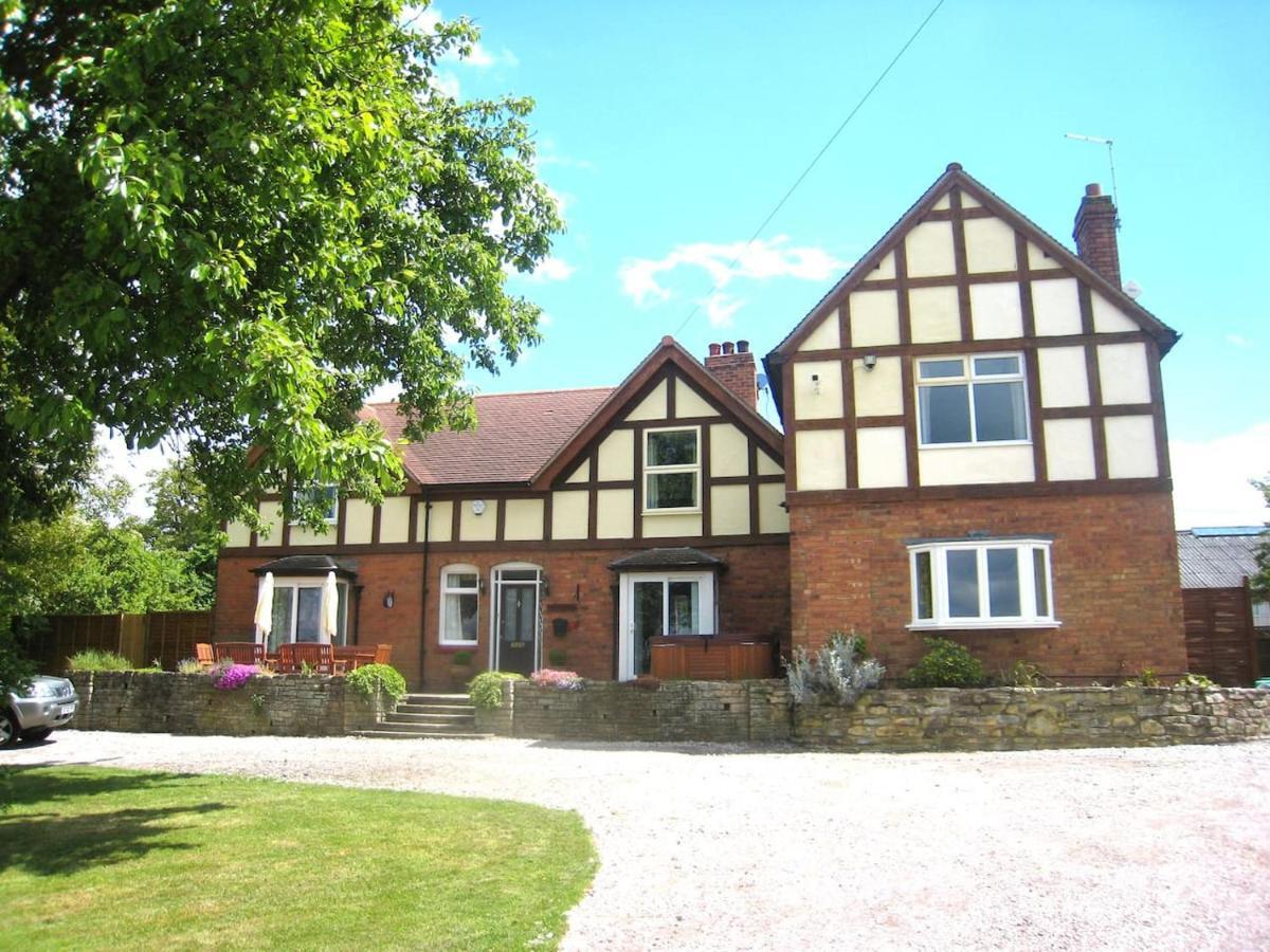 Arden Hill Farmhouse - Hot Tub, Snooker Table, Sleeps 16 Stratford-upon-Avon Exteriör bild